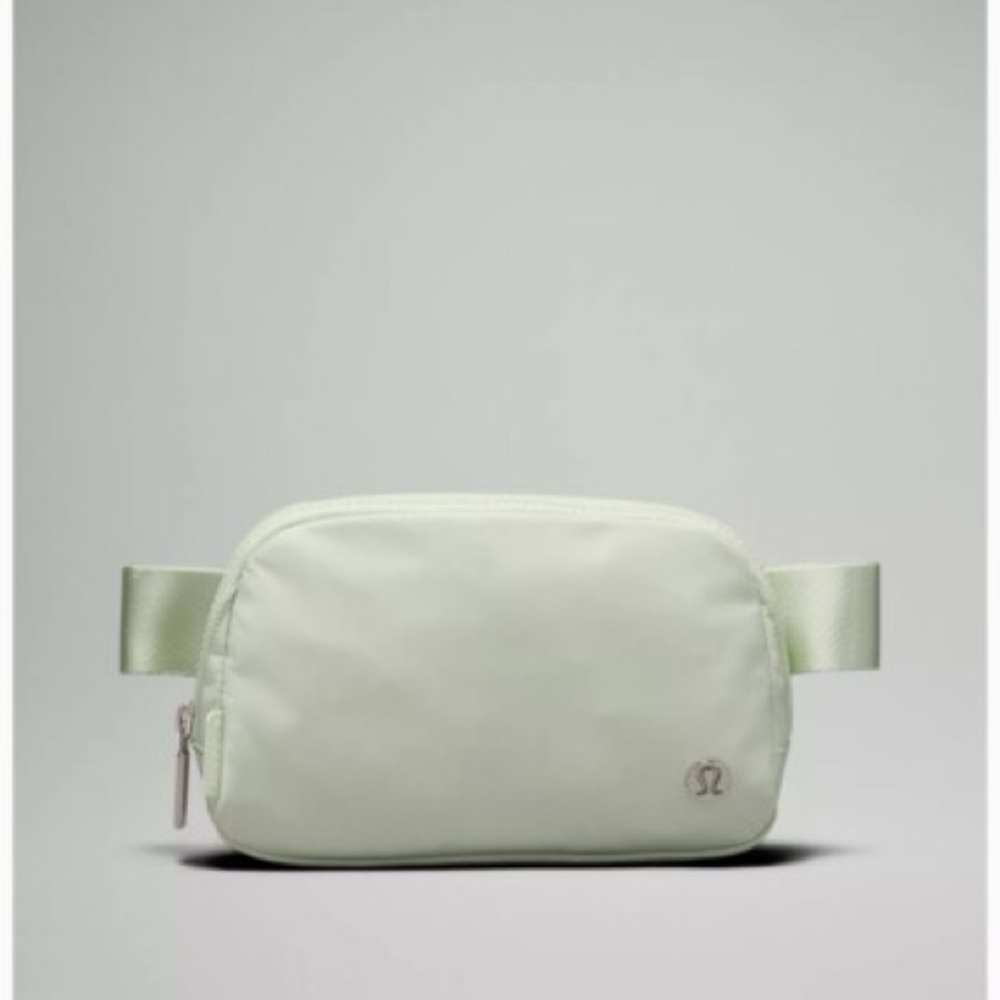 LULULEMON - SOLD OUT Kohlrabi Green Everywhere Belt Bag 1L Knit Mesh - $38